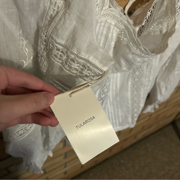 NWT Tularosa Revolve Mackay Blouse in White Front Tie Embroidered Eyelet Size XL - Picture 6 of 8